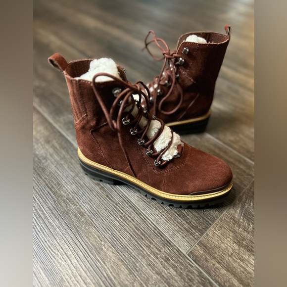 Marc Fisher Izzie Lugsole Ankle Boot Rust 7.5 Shearling accents - Picture 4 of 10